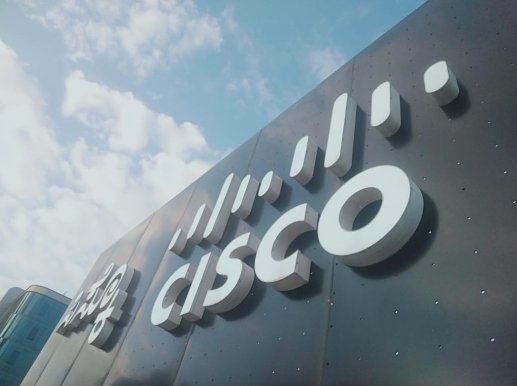 Cisco Campus: External & internal signs